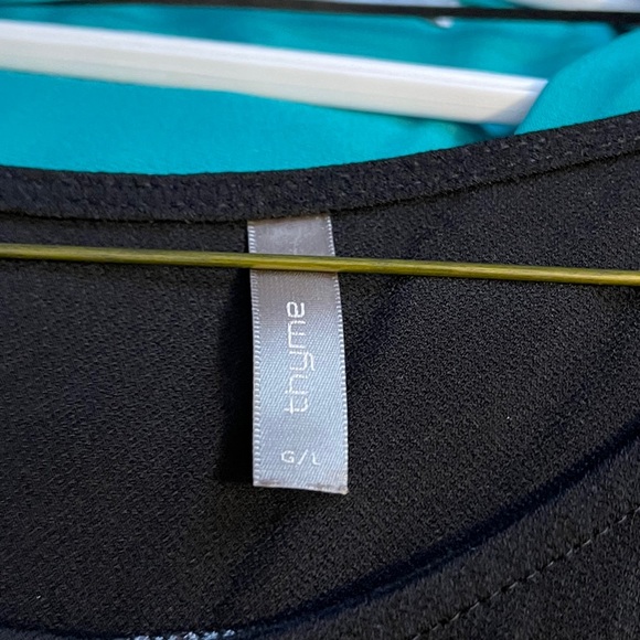 Black and white striped maternity top - Picture 2 of 2